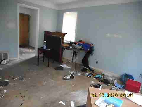 18062 Shields (6)_m.jpg